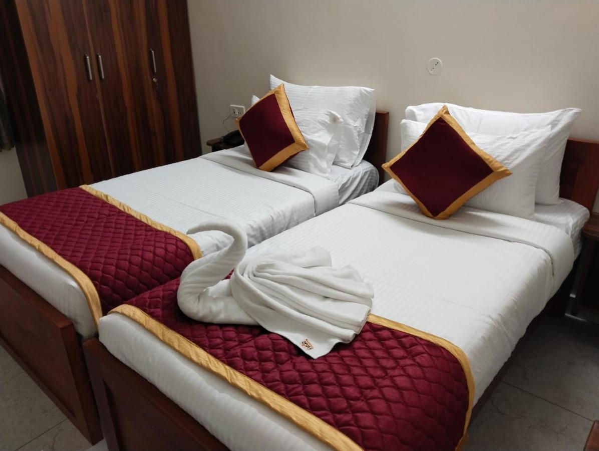 Pph Living Kvr Residency Hotel Tada Екстериор снимка